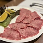 焼肉・ｽﾃｰｷ みーとがぁでん - 