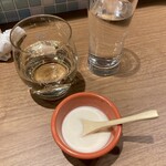 ボナパルト・ブルー - つきだしはビシソワーズ。夏っぽい。冬ならかぼちゃのスープとかどうかな