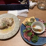 ボナパルト・ブルー - ホテサラと前菜盛り合わせ