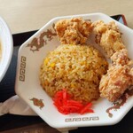 鶏源ラーメン - ザンキ&炒飯☆ザンキ☆カリッと&熱×２旨ぁ…炒飯☆軽くモイスチャー系なデェ～コチラも、旨×２ゼェ－ッウ‼️
