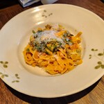 Caffe Italiano L'insieme - サムライオイスター(カキ)とベーコンのトマトクリーム