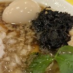 中華そば ムタヒロ  1号店 - 味玉、岩海苔、三つ葉