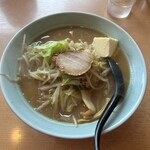 マリモ - 味噌ラーメン(920円)+バター(90円)