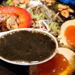 春一家 三代目 麺宿 - スープ