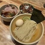 迂直 - 麺の盛り付けが一番綺麗