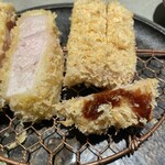 東京とんかつ がぶう - 特ロース　三右衛門に塩とソースをかけて(2026年2月11日撮影)