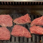 焼肉 ジャンボ - 