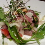 ボデガ - 黒毛和牛ローストビーフと千枚漬けのサラダ仕立て