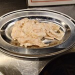 鶴見ホルモンセンター - ペラペラ