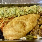 海苔弁 いちのや - おかずは結構ボリュームあります