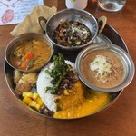 BLOCK HOUSE 水曜カレー - 