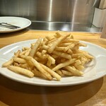 BurgerPOLICE - シューストリング♡
      和牛の旨み味♡