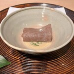 日本焼肉はせ川 - 〈雪降り和牛もも肉網焼きしゃぶ〉