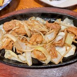 味処 庄屋 - ホルモン焼き