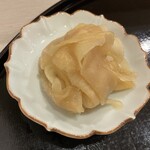 鮨 もりなり - ガリ