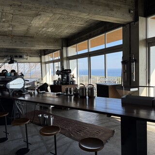 山の上のロースタリ_2