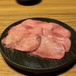 中目黒焼肉 登牛門 - 