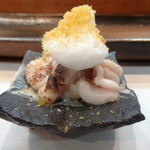 寿司栄 - 虎河豚の焼き白子・泡酢橘添え