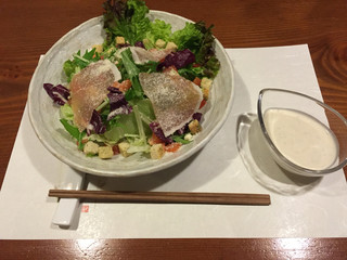 Kakizammai - 生ハムのシーザーサラダ