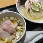 #新宿地下ラーメン - 昆布水つけ麺
