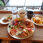 ワーク アンド カフェ SHUGO - 朝食ビュッフェ