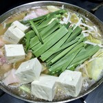 もつ鍋　岩本 - 牛もつ鍋(特選醤油)