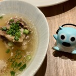オハコミート - 牛すじ塩煮込みも回ってきた