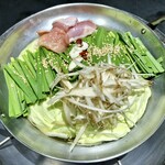 もつ鍋　岩本 - 牛もつ鍋(特選醤油)2人前