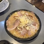 麺や 秀佳 - 味噌チャーシュー