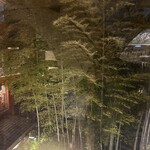 プリミ・バチ - 