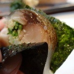 寿司栄 - 炙り鯖鮨の海苔巻き