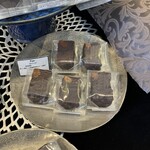 パティスリー リエルグ - B rique生チョコ