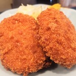 酒亭 玉河 - コロッケ定食