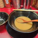 豚骨醤油ラーメン 王道家 - 