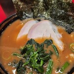 豚骨醤油ラーメン 王道家 - 