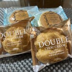 シャトレーゼ - 料理写真:ひとつ108円！