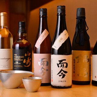 鮨の味わいをさらに引き立てる、こだわりの一杯をどうぞ