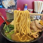 家系ラーメン たつ家 - 
