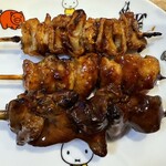 京鳥 - 料理写真:皮・ぼんじり・レバー