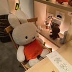 ディック・ブルーナ テーブル - 