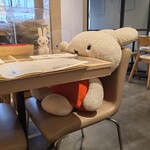 ディック・ブルーナ テーブル - 