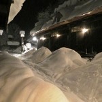 鶴の湯温泉 - 夜　こちらの本陣で夕食