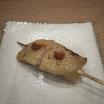 焼鳥 谷口 - モモの付け根かんずり添え