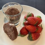 XEX ATAGO GREEN HILLS / Salvatore Cuomo Bros. - 