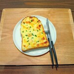 ホワイトボックスコーヒー - 海老クリームのオープンサンド