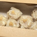 Noodle いたば - 『妻有ポーク肉焼売』　テイクアウト。　まだあったかくてうまさ抜群でした。