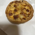 パン パティ こむぎのおはなし - ベーコンのキッシュ(*/∇＼*)思わず笑みが溢れて来ます濃厚な美味しさ！！