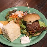 蔵cafe 一合 - 【2026.02】1,2月限定・かすぽたランチ(パン1種類をミニバーガーに変更・税込2,500円)