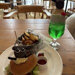 ひつじのショーンビレッジ ショップ＆カフェ - 