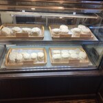 つよしのコロッケ本舗 - ショーケース